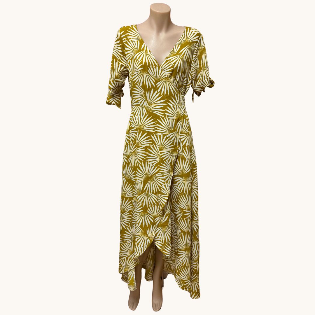 Here Comes the Sun Dress - Size 8