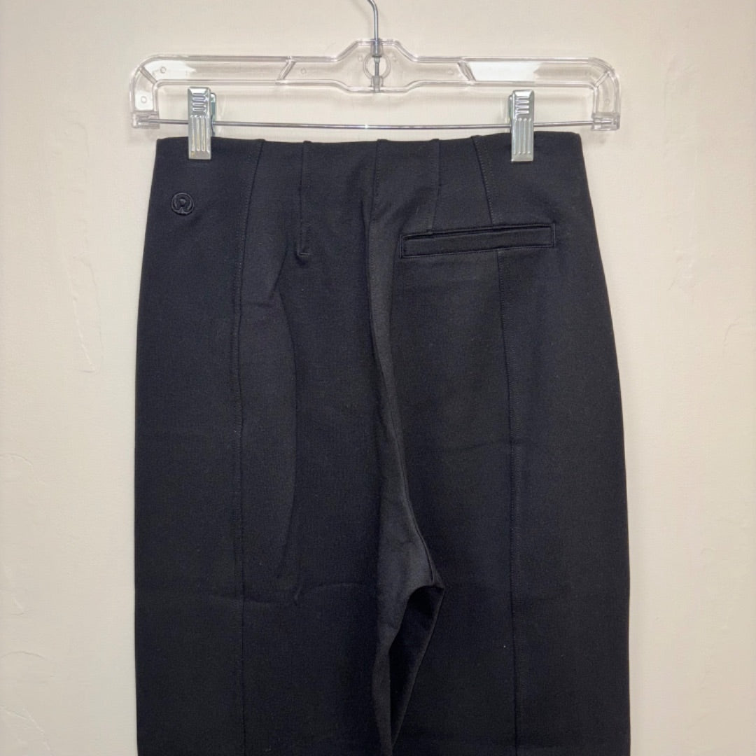 Lululemon Pants - Size XS