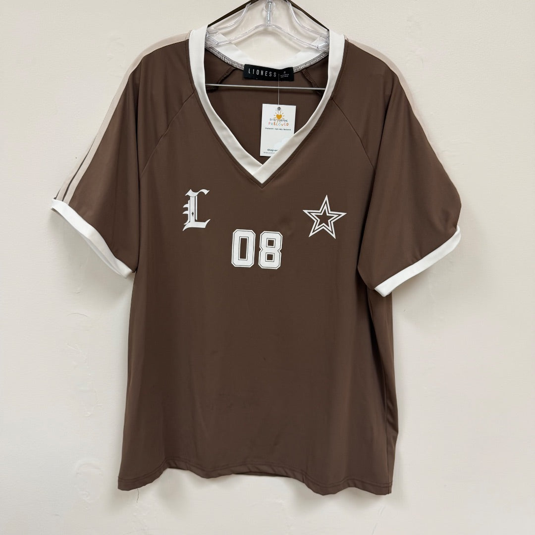 Lioness Tee - Size S