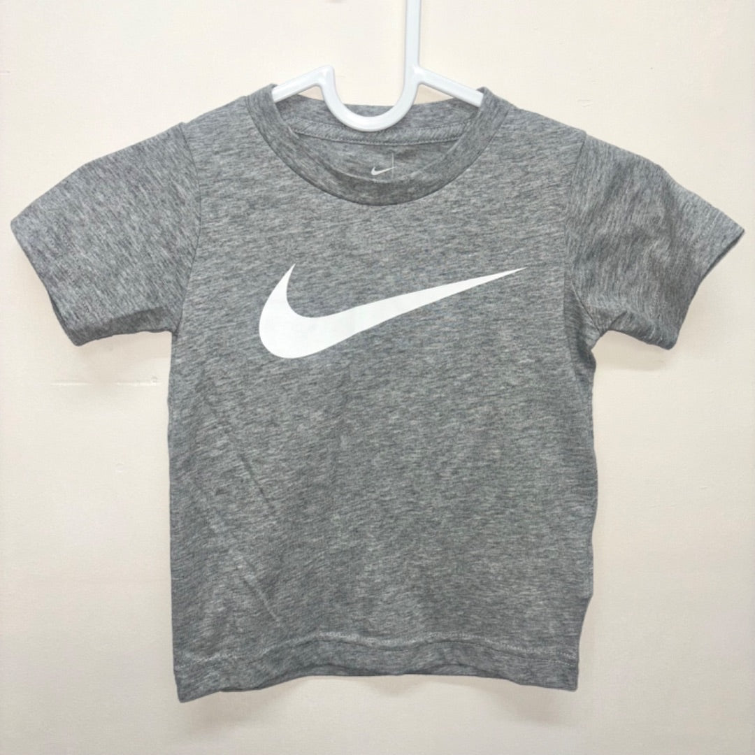 Nike Tee - Size 2-3
