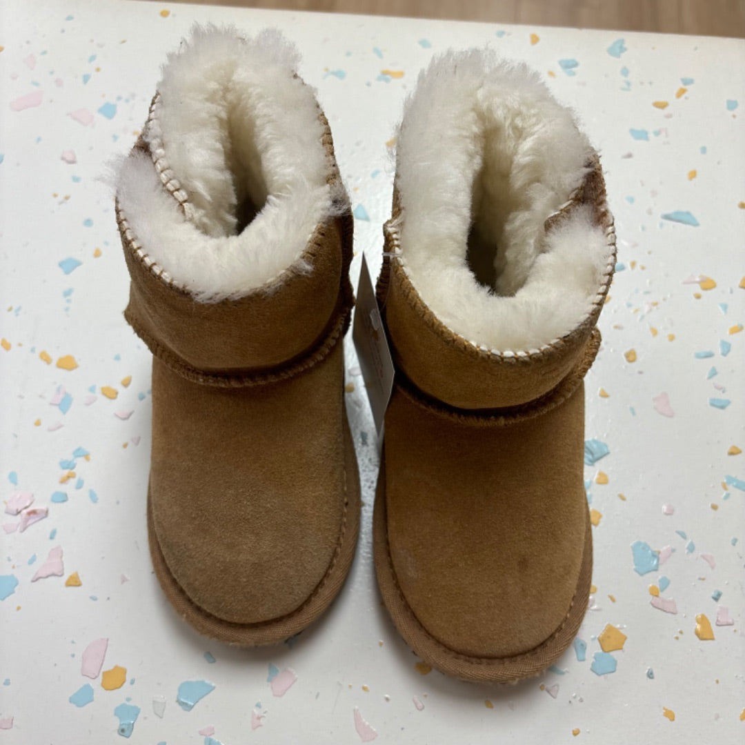 Peter Alexander Boots - Size 10