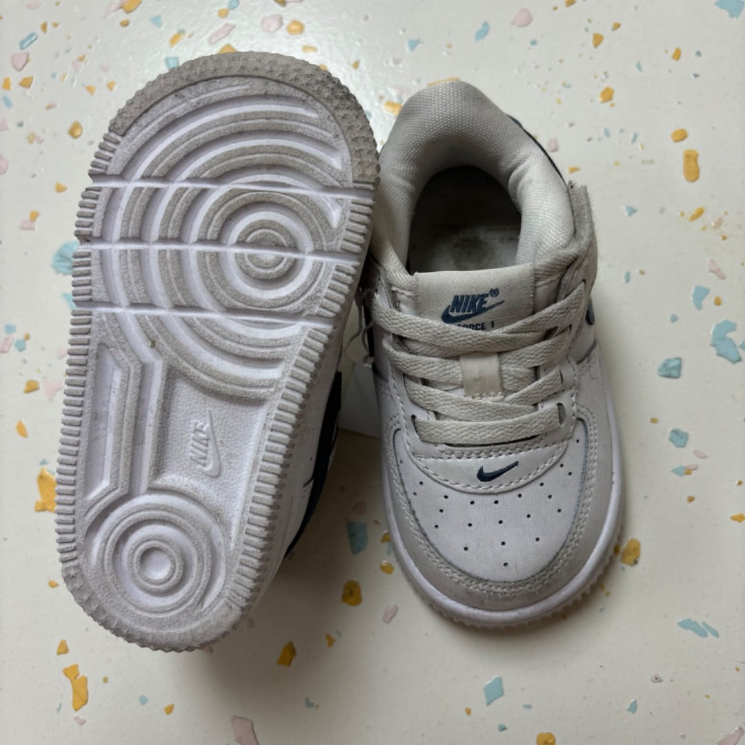 Nike Sneakers - Size US 6
