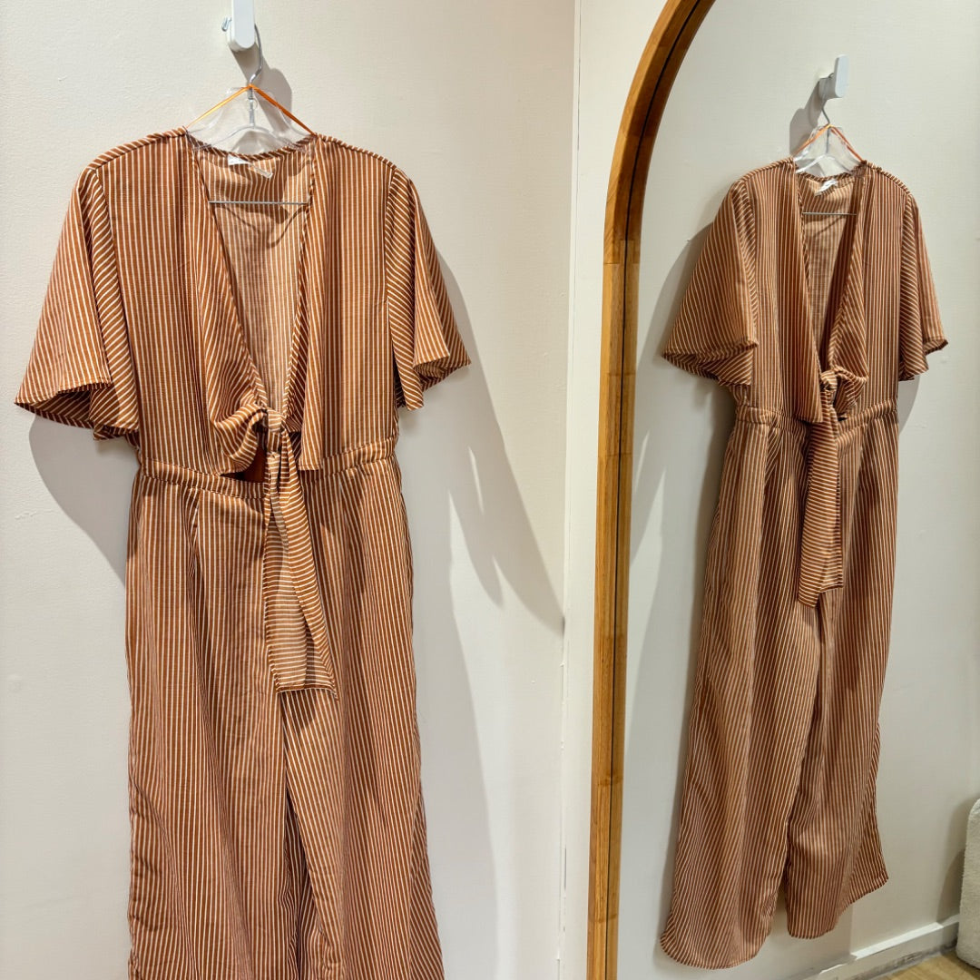 Minx & Moss Jumpsuit - Size 12
