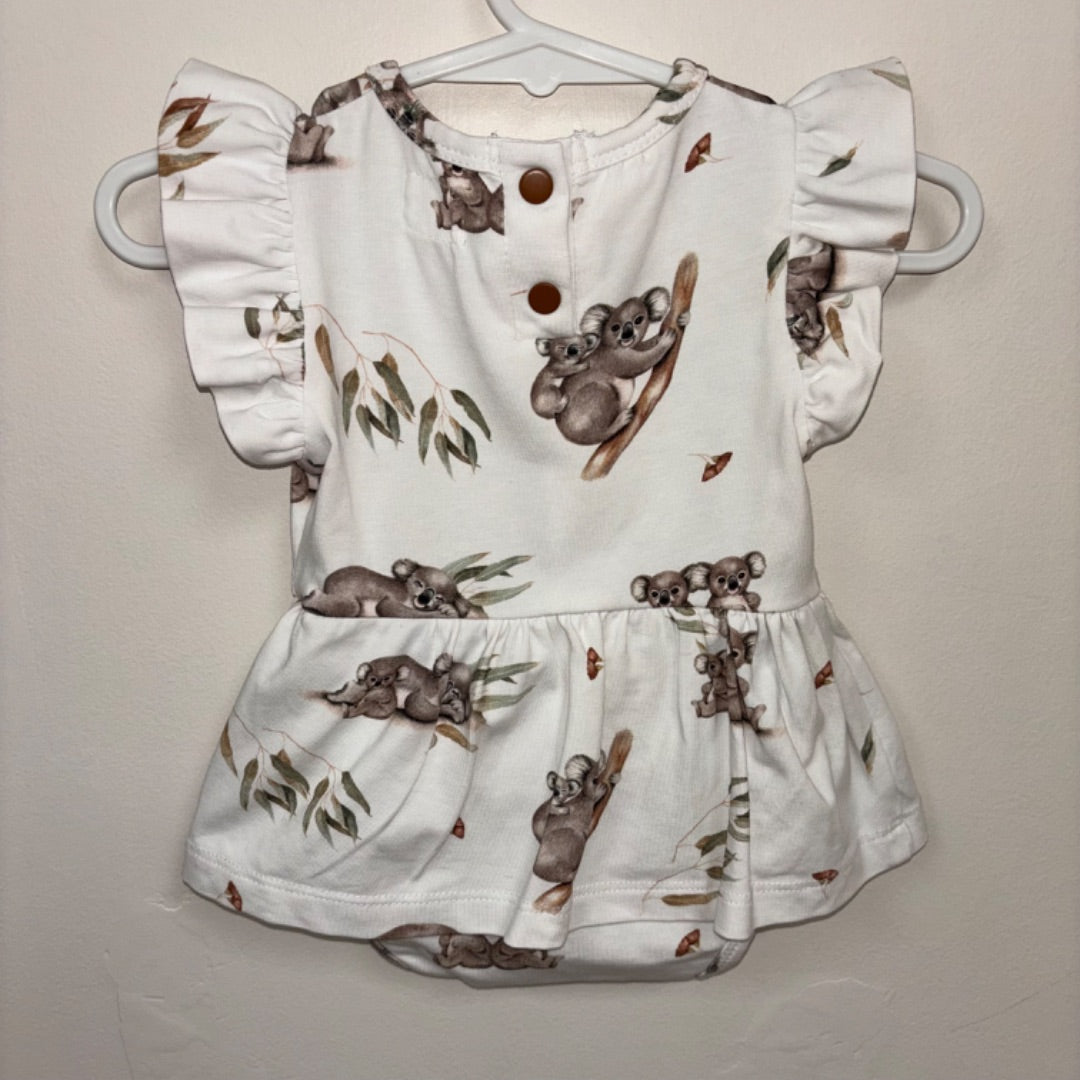 Snuggle Hunny Romper - Size 000