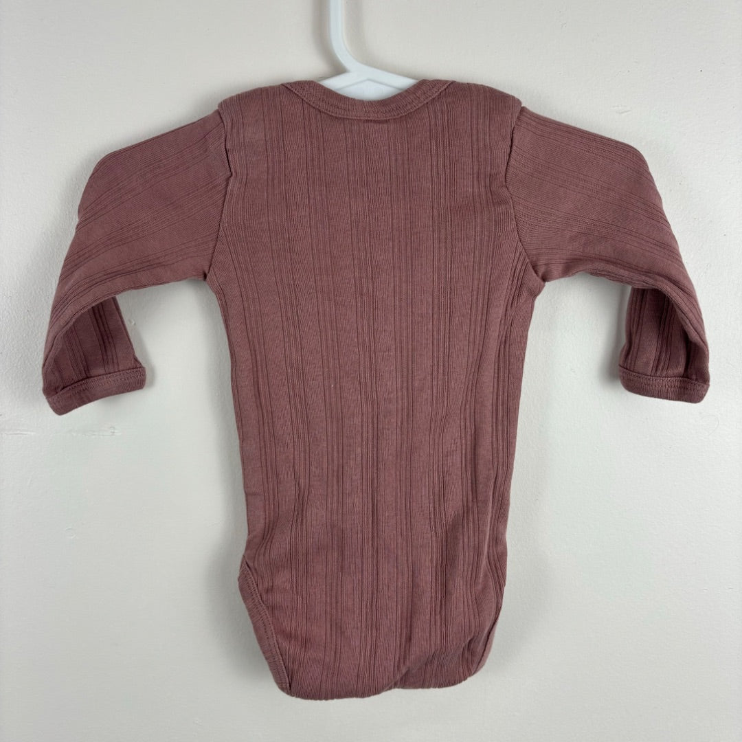 Nature Baby Bodysuit - Size 000