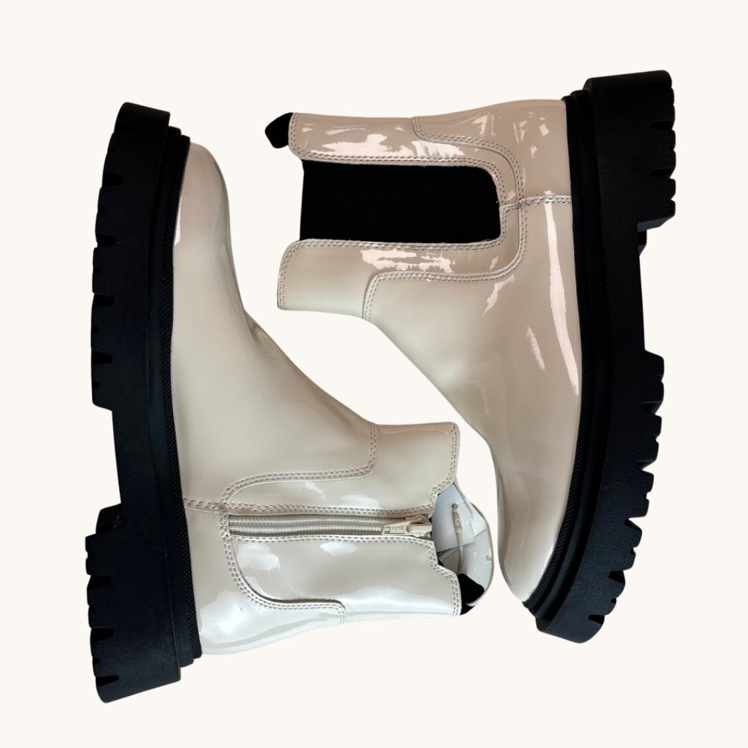 Zara Boots BNWT - Size 3