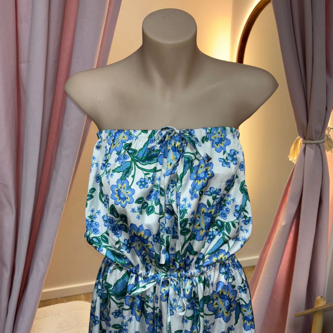 Beginning Boutique Dress - Size 6