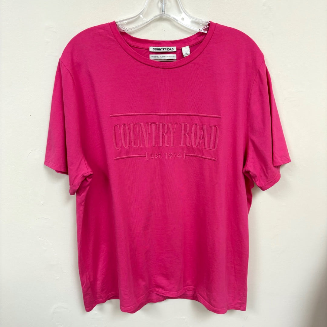 Country Road Tee - Size L