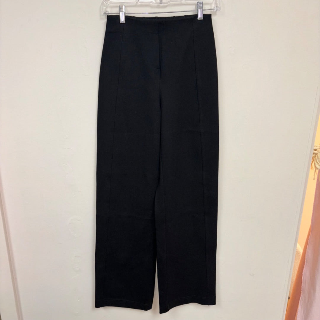 Lululemon Pants - Size XS