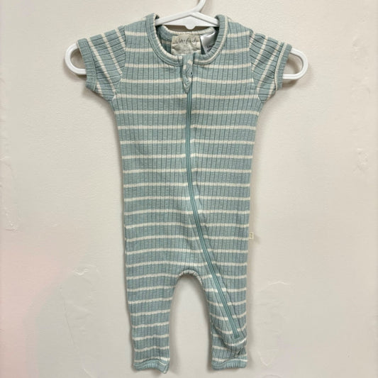 Wilson & Frenchy Onesie - Size 000