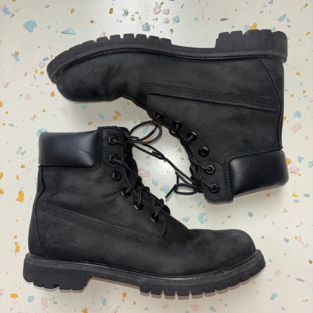 Timberland Boots - Size US8 W