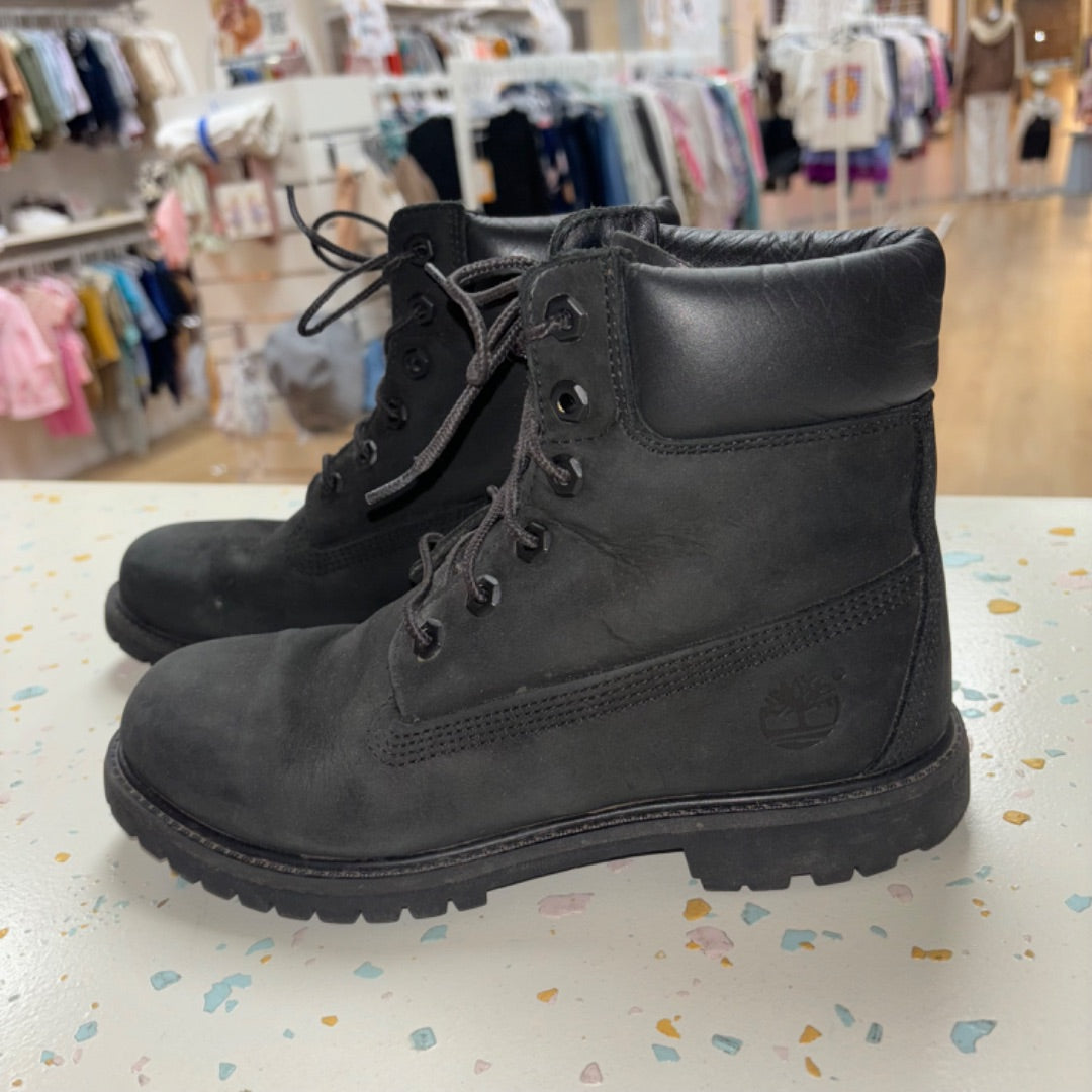Timberland Boots - Size US8 W