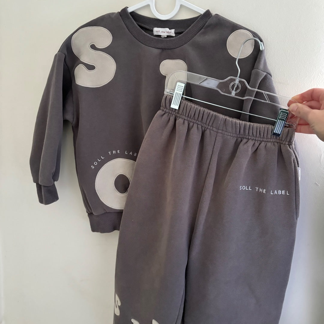 Soll the Label Tracksuit *faded - Size 6