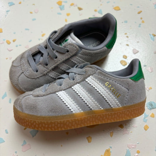 Adidas Sneakers - Size US 6