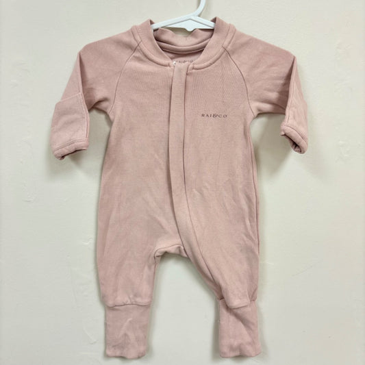 Rai & Co Onesie - Size 0000