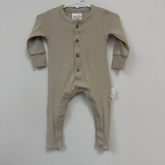 Aster & Oak Onesie - Size 000