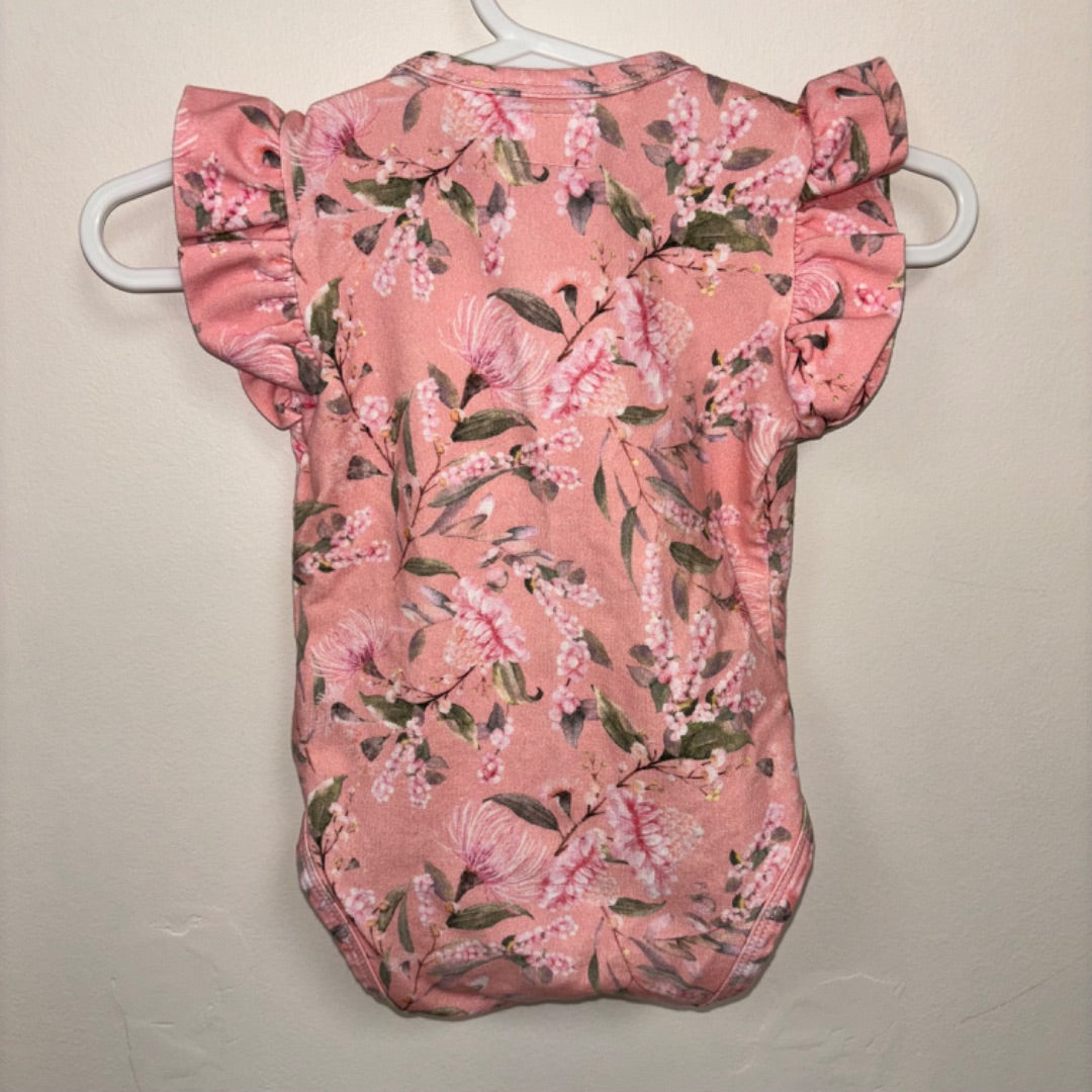 Snuggle Hunny Bodysuit - Size 00