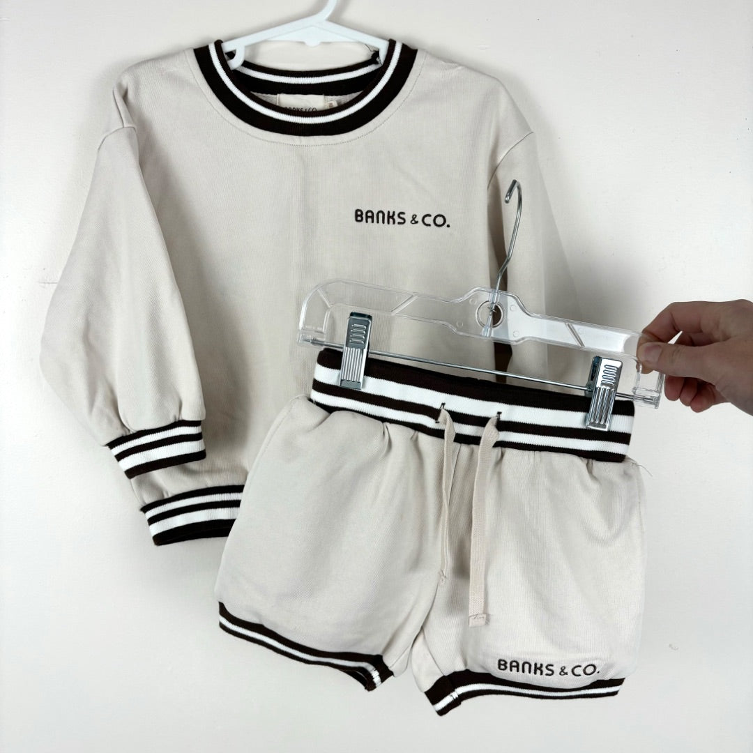 Banks & Co Matching Set - Size 1