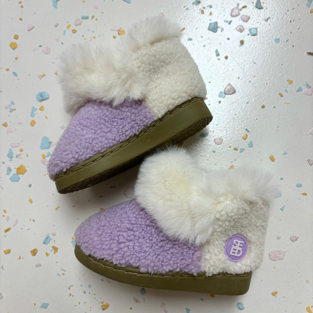 Seed Ugg Boots - Size 24