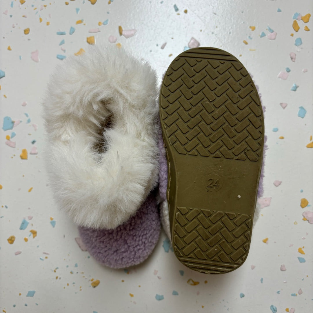 Seed Ugg Boots - Size 24