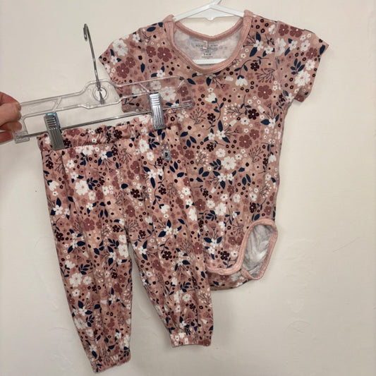 Polarn O Pyret Matching Set - Size 2-4 mths