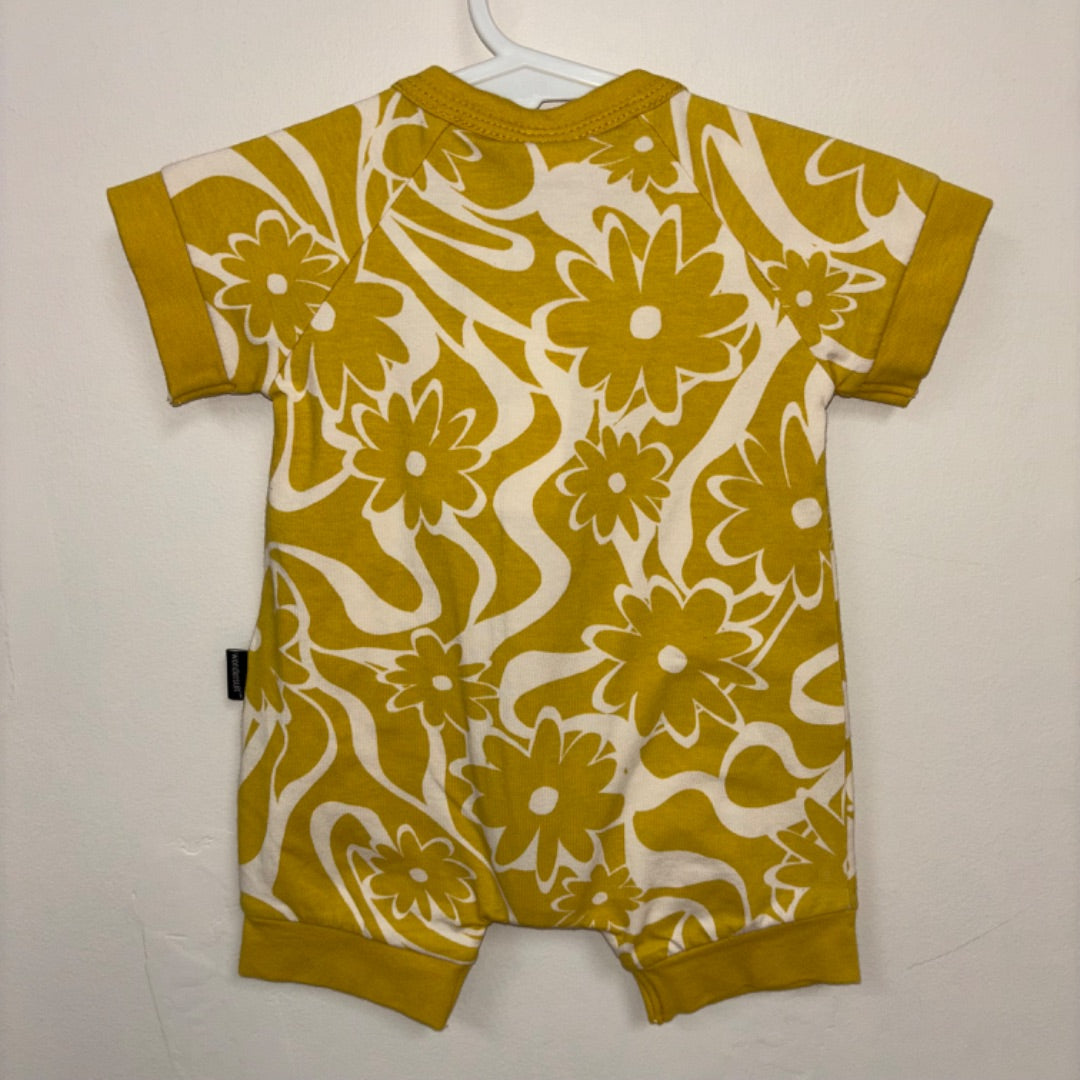 Bonds Wondersuit BNWT - Size 0000