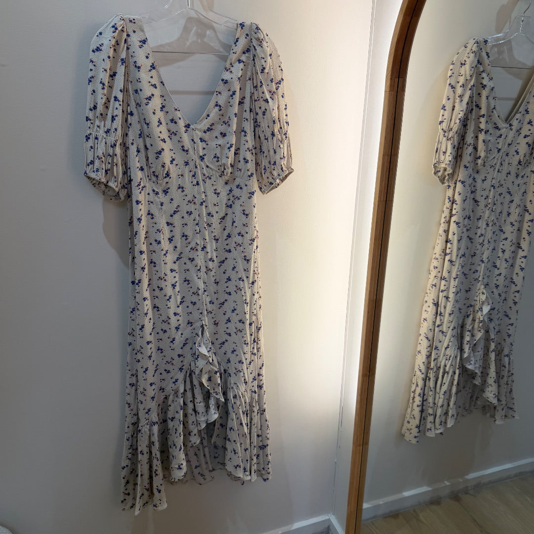 Nunui Dress BNWT - Size 12