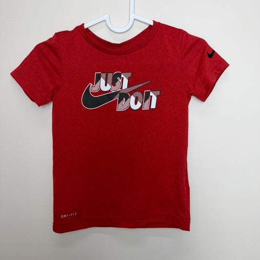 Nike Tee - Size 3-4