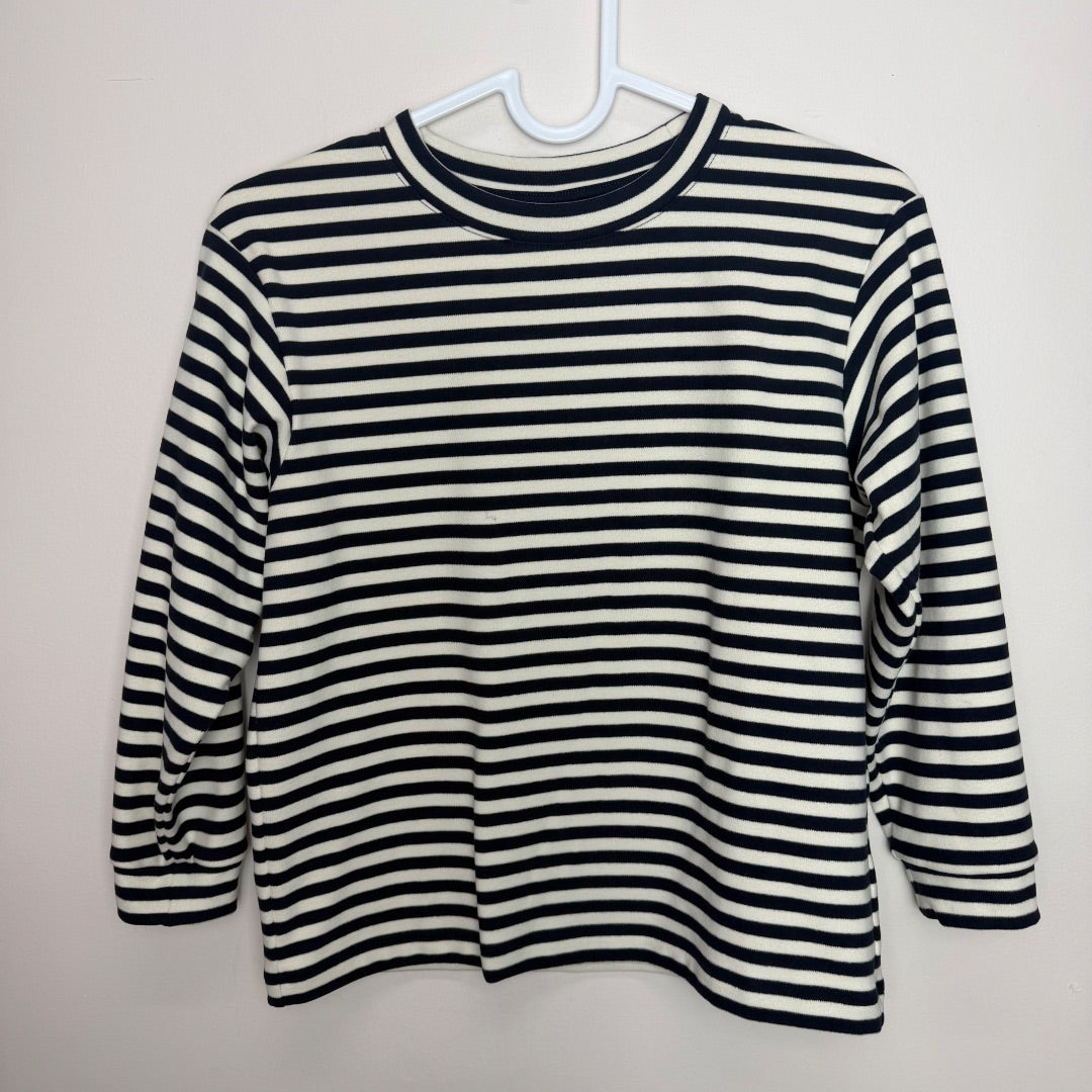 Uni Qlo Long Sleeve - Size 5-6