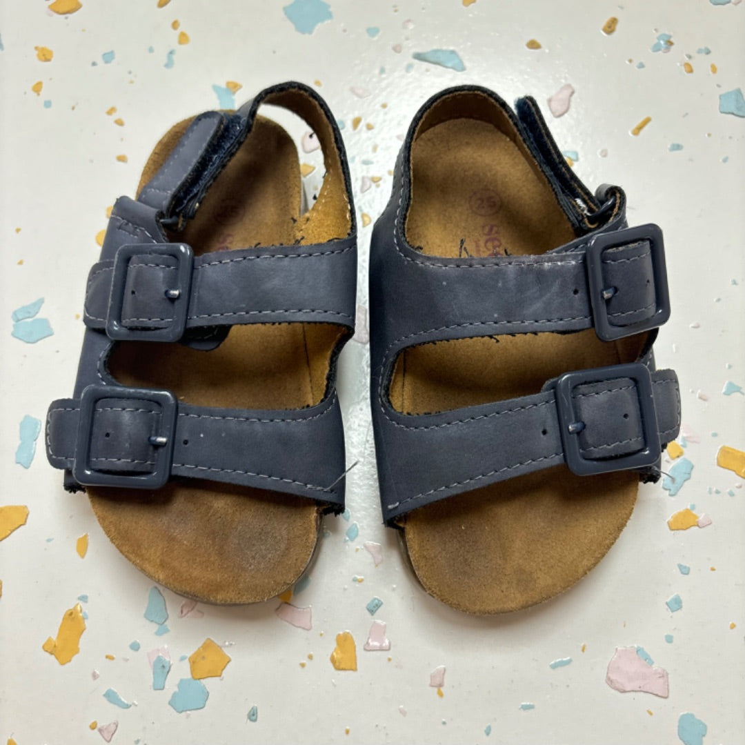 Seed Sandals - Size 25
