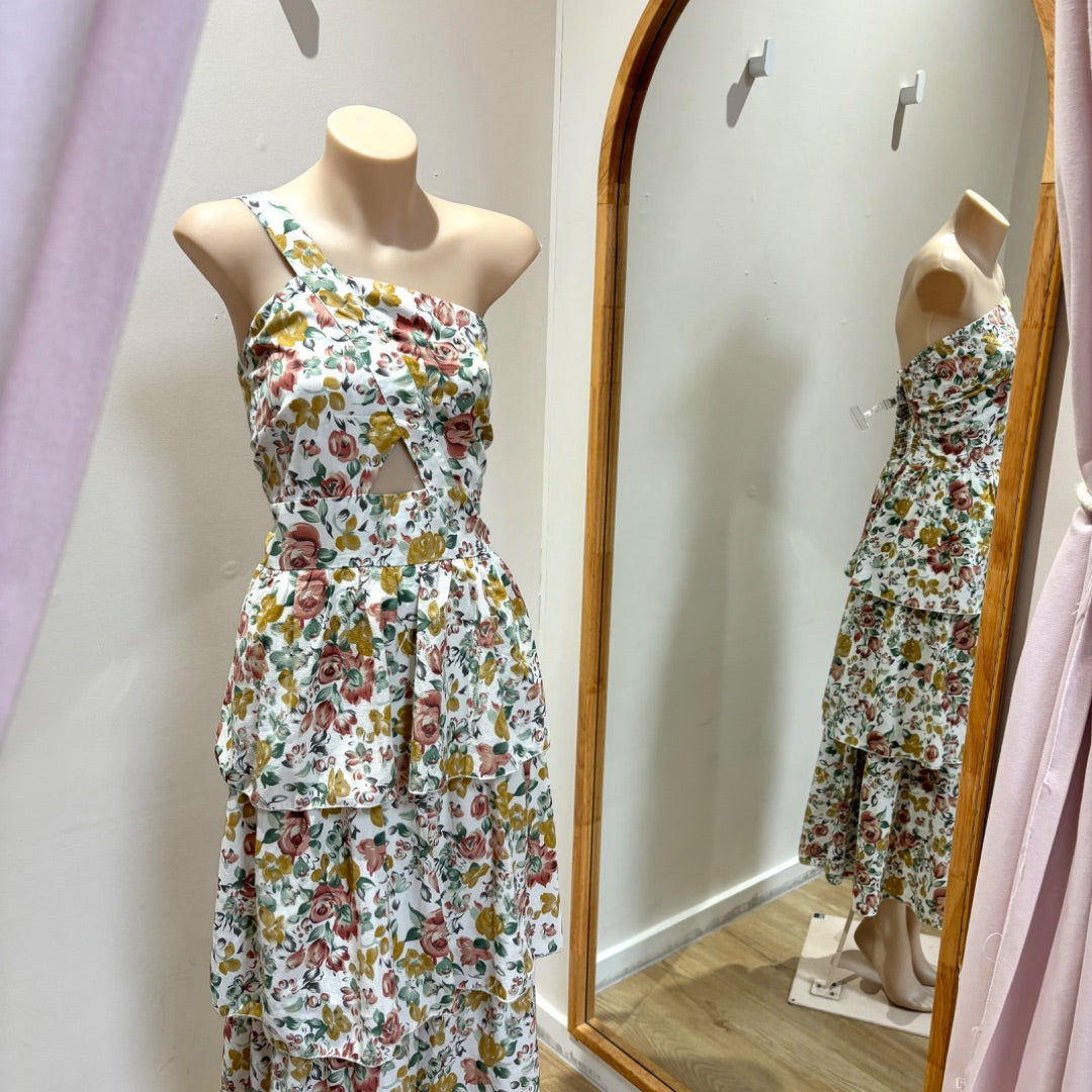 Showpo Dress - Size 16