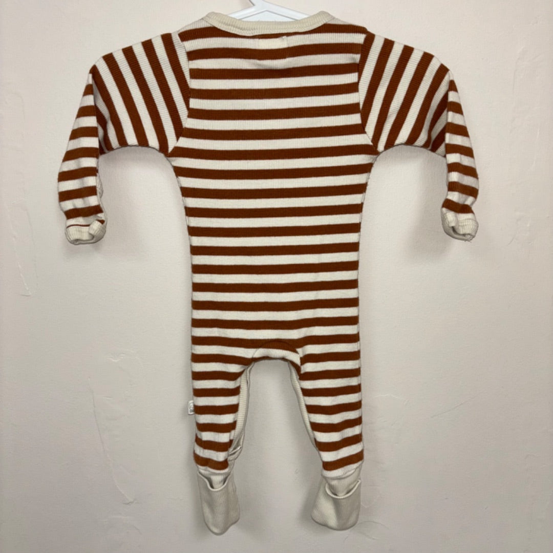 Snuggle Hunny Onesie - Size 0000