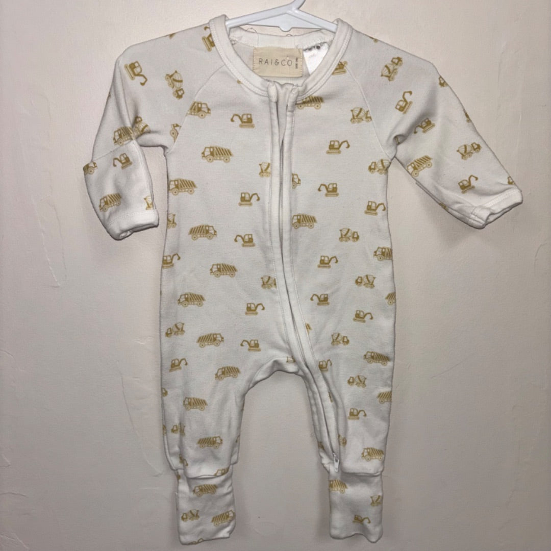Rai & Co Onesie - Size 000