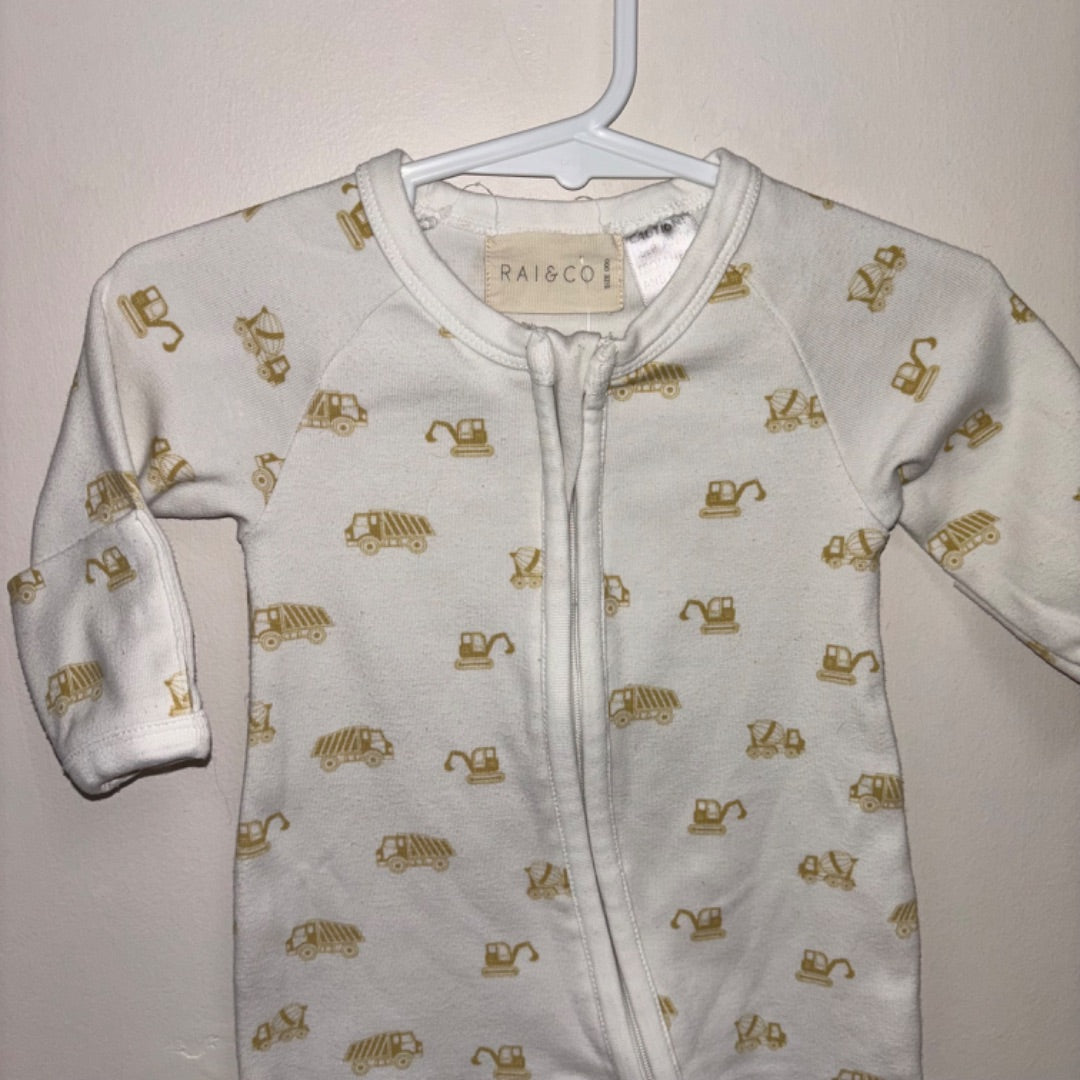 Rai & Co Onesie - Size 000