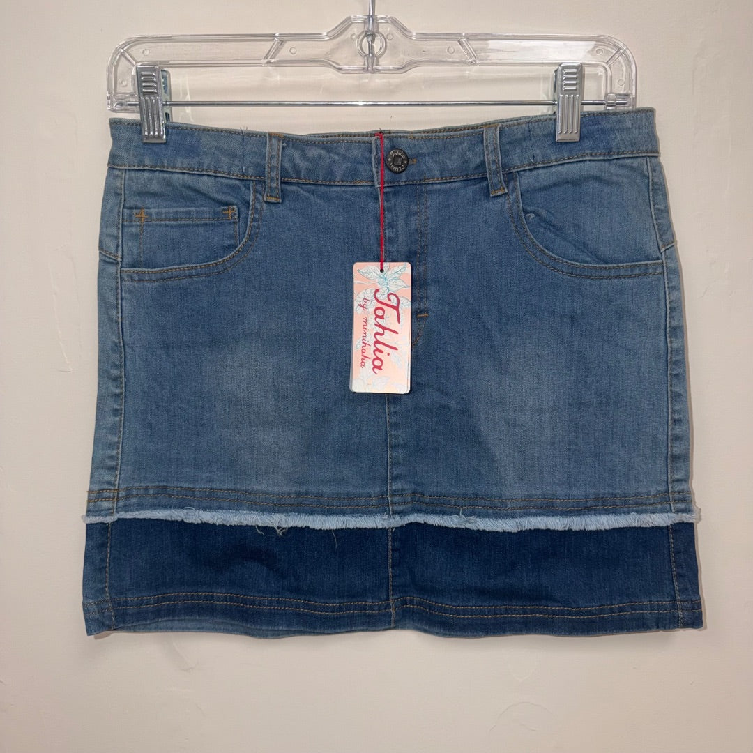 Tahlia Skirt BNWT - Size 14