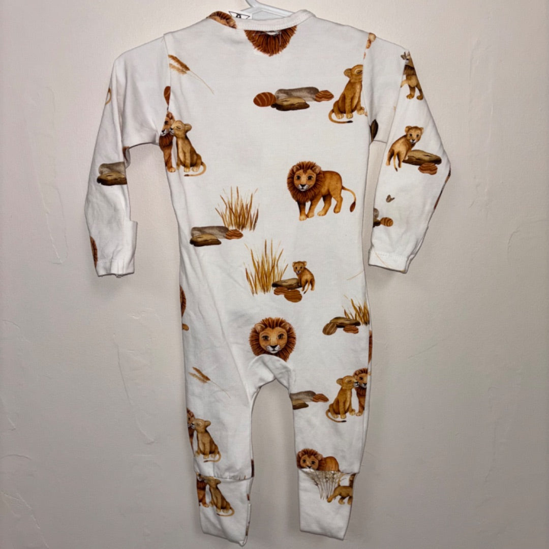 Snuggle Hunny Onesie - Size 00