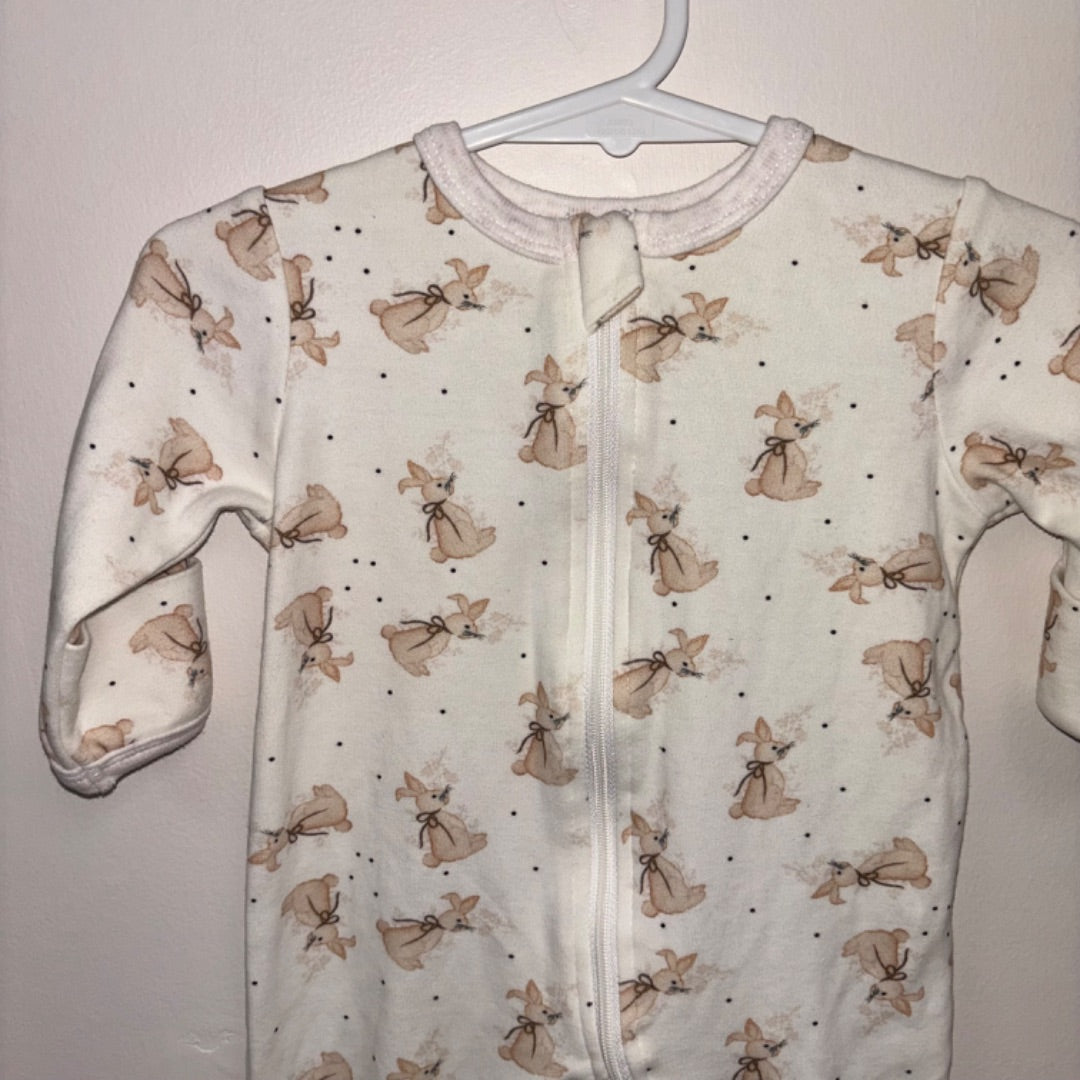 Bencer & Hazelnut Onesie - Size 000
