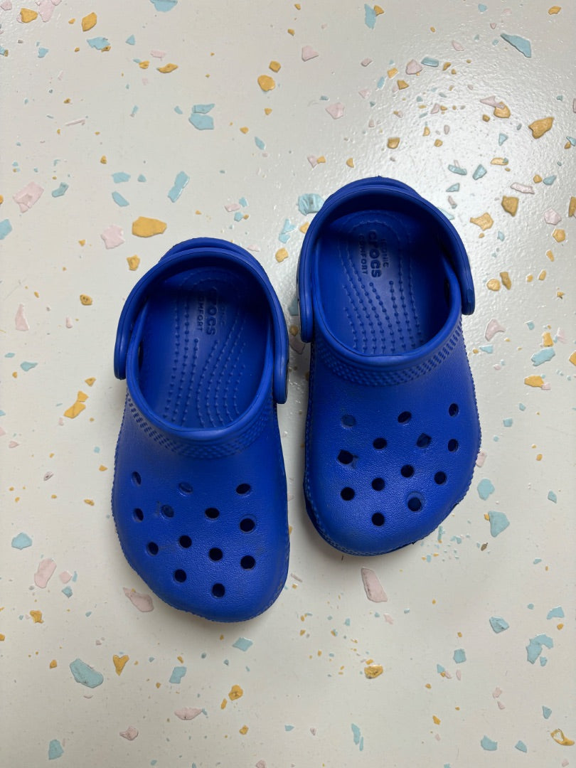 Crocs  - Size 8c