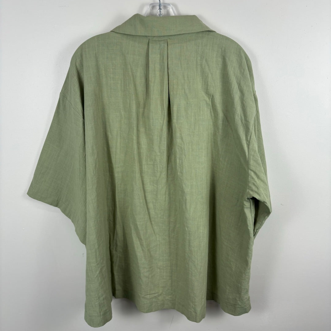 The Lullaby Club Top BNWT - Size M-L