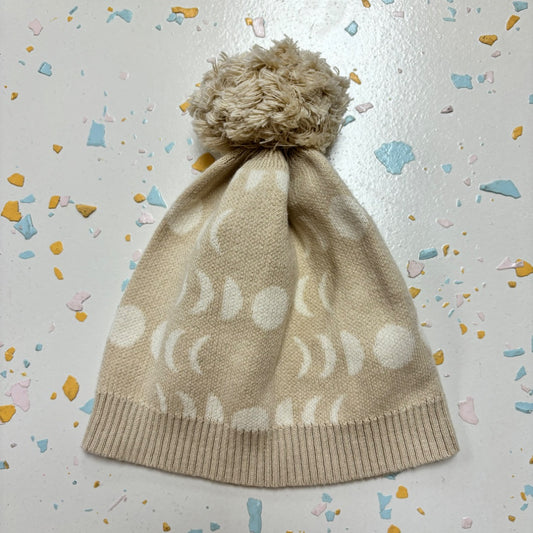 Grown Beanie - Size M (9-24mth)