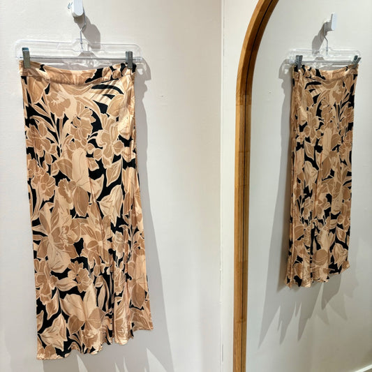 Aere Skirt - Size 8