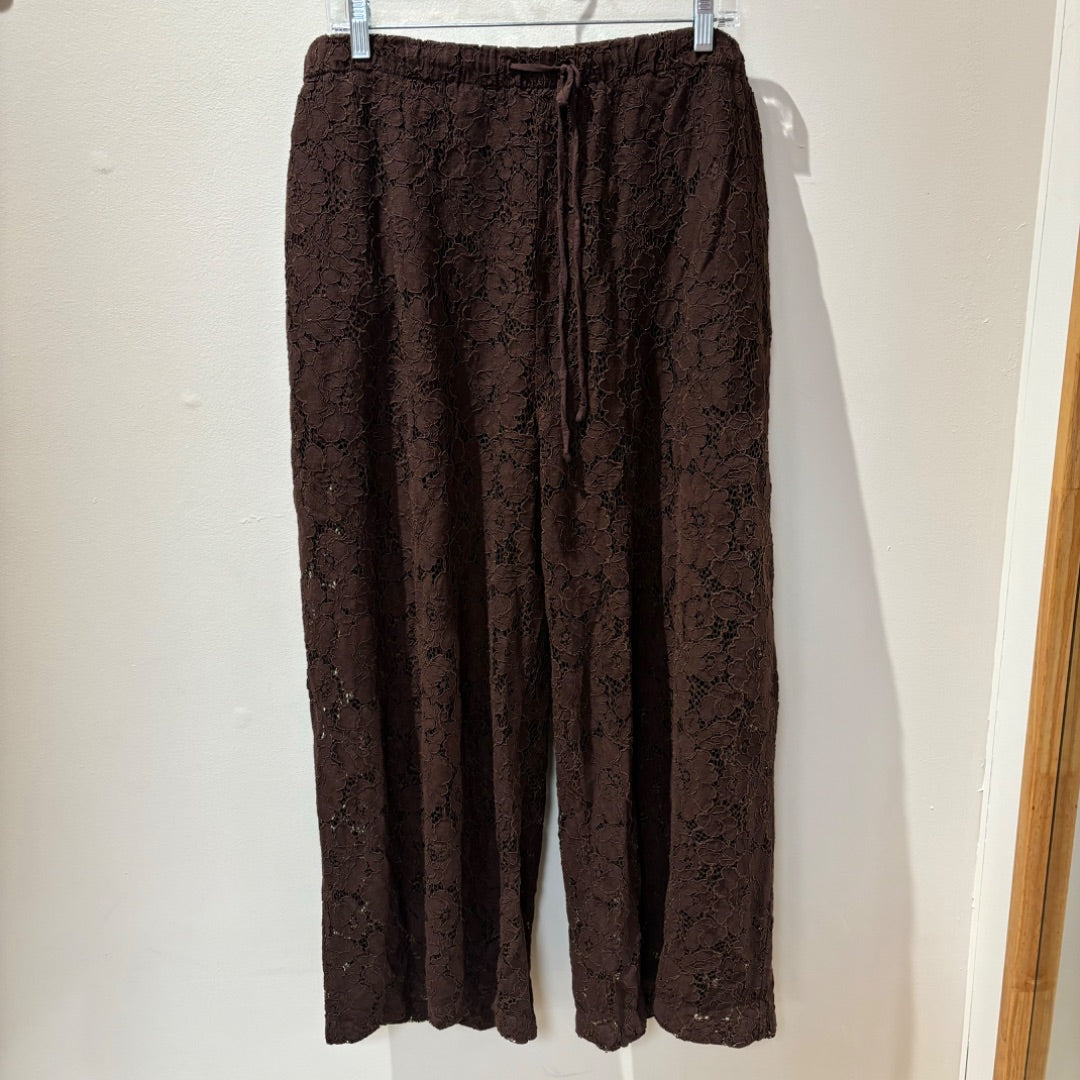 City Chic Pants - Size 22
