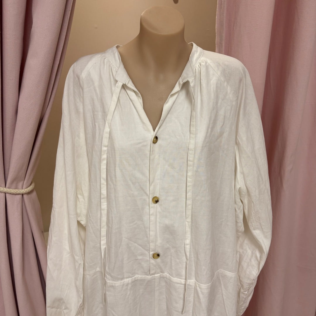 Lullaby Club Playsuit BNWT - Size L/XL
