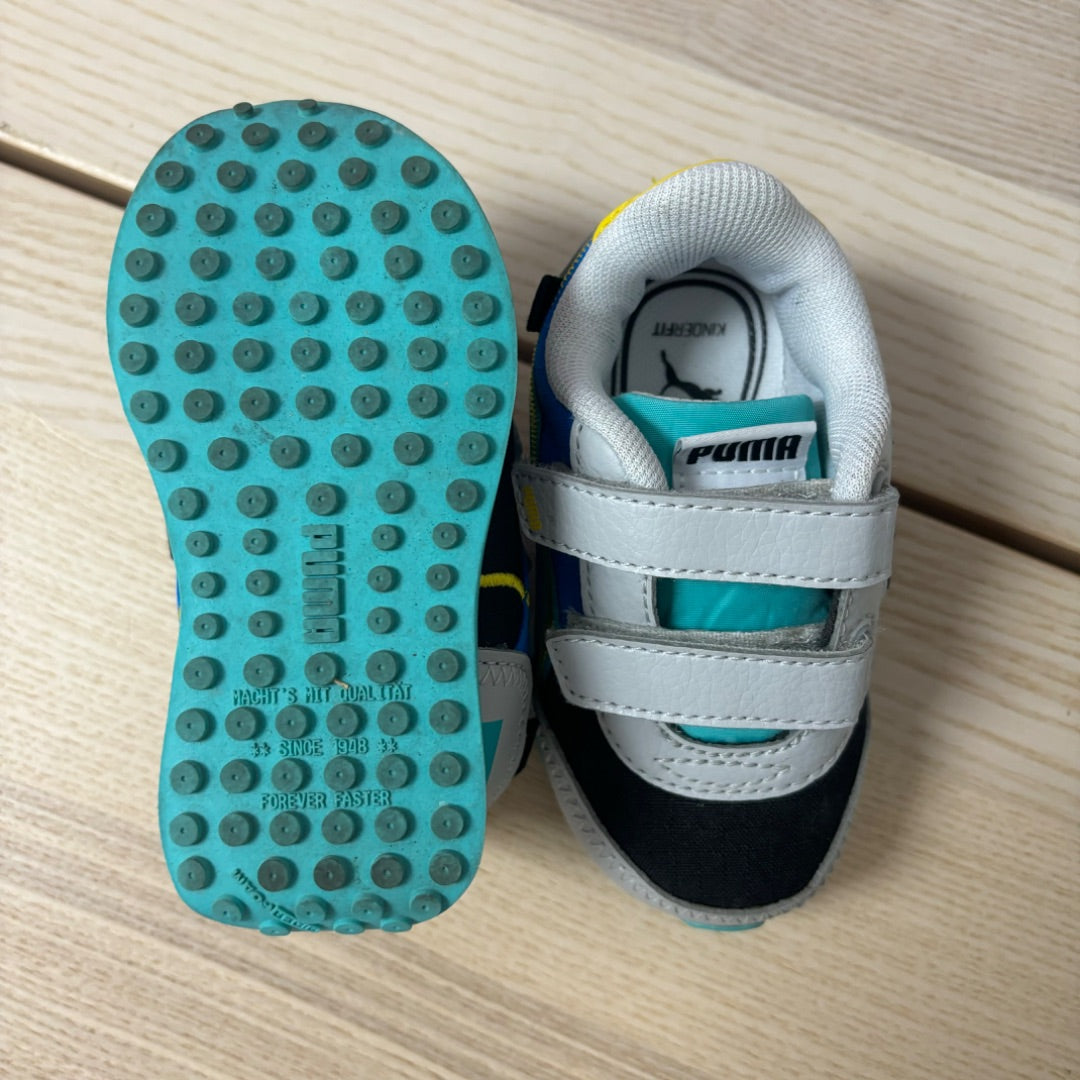 Puma Sneakers - Size US 5c
