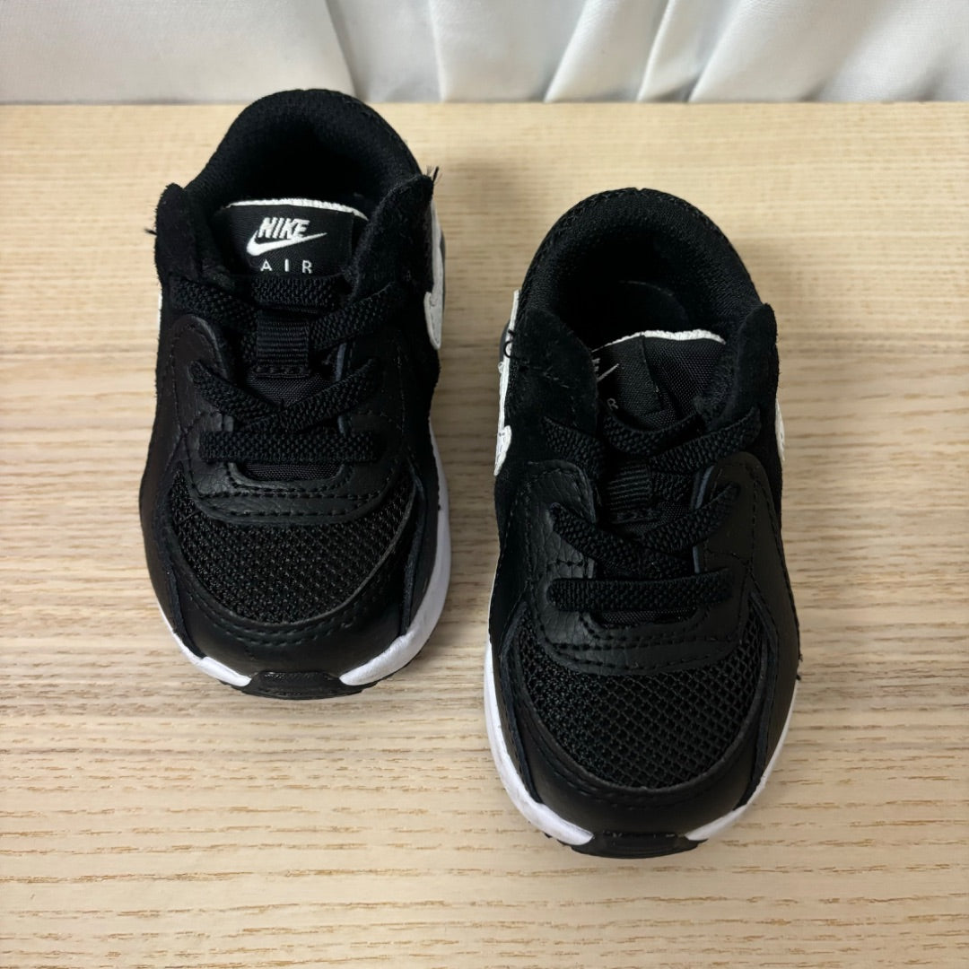 Nike Sneakers - Size US 4c