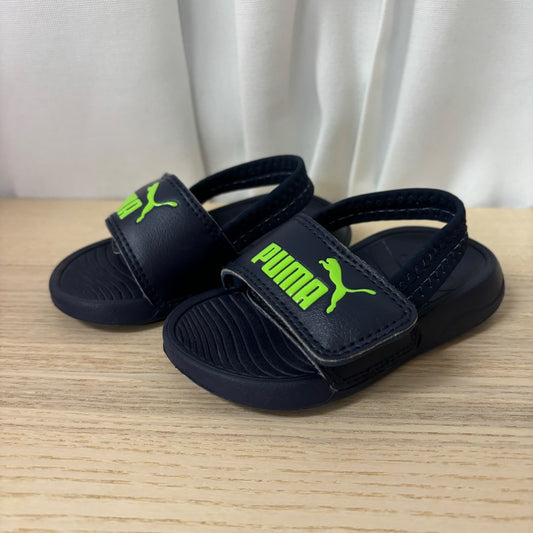 Puma Slides - Size US 4