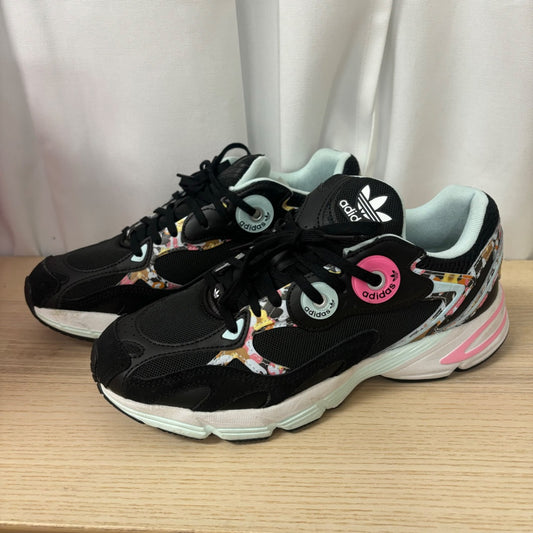 Adidas Sneakers - Size US 9