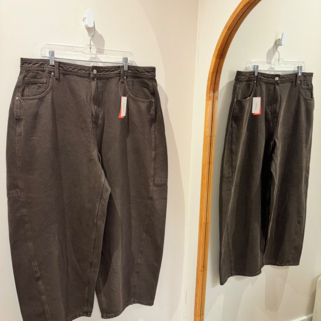 Lily Loves Jeans BNWT - Size 18