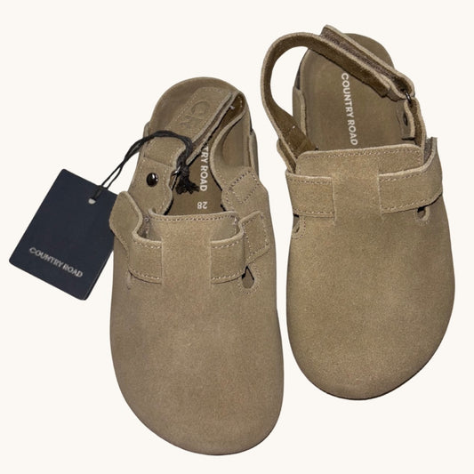 Country Road Slides BNWT - Size 28