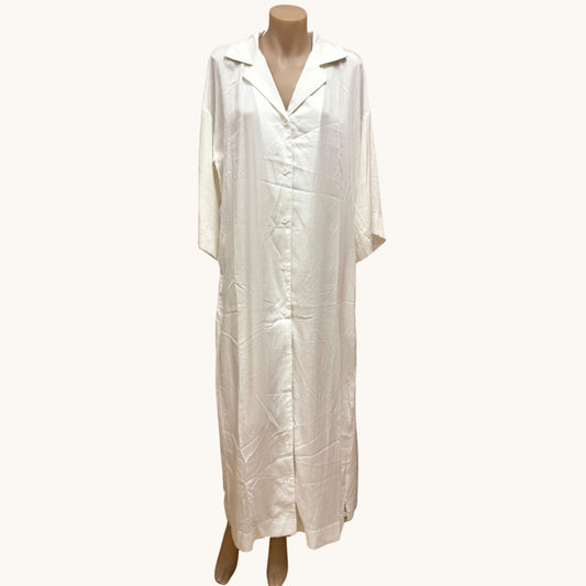 Lullaby Club Dress BNWT - Size S/M